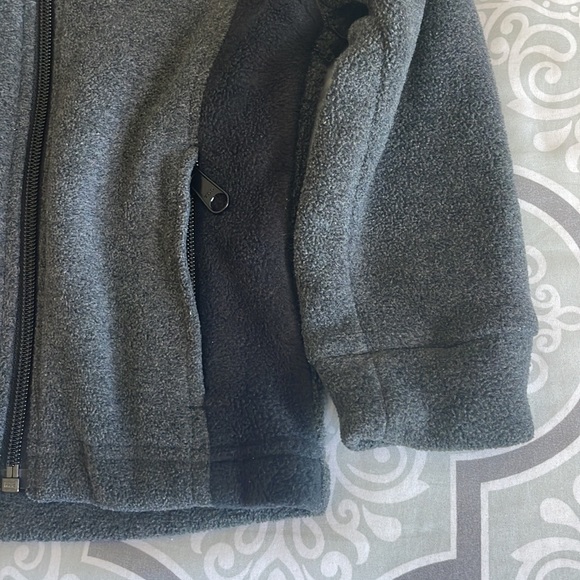 🐰Columbia Fleece Jacket🐰 - Picture 3 of 6